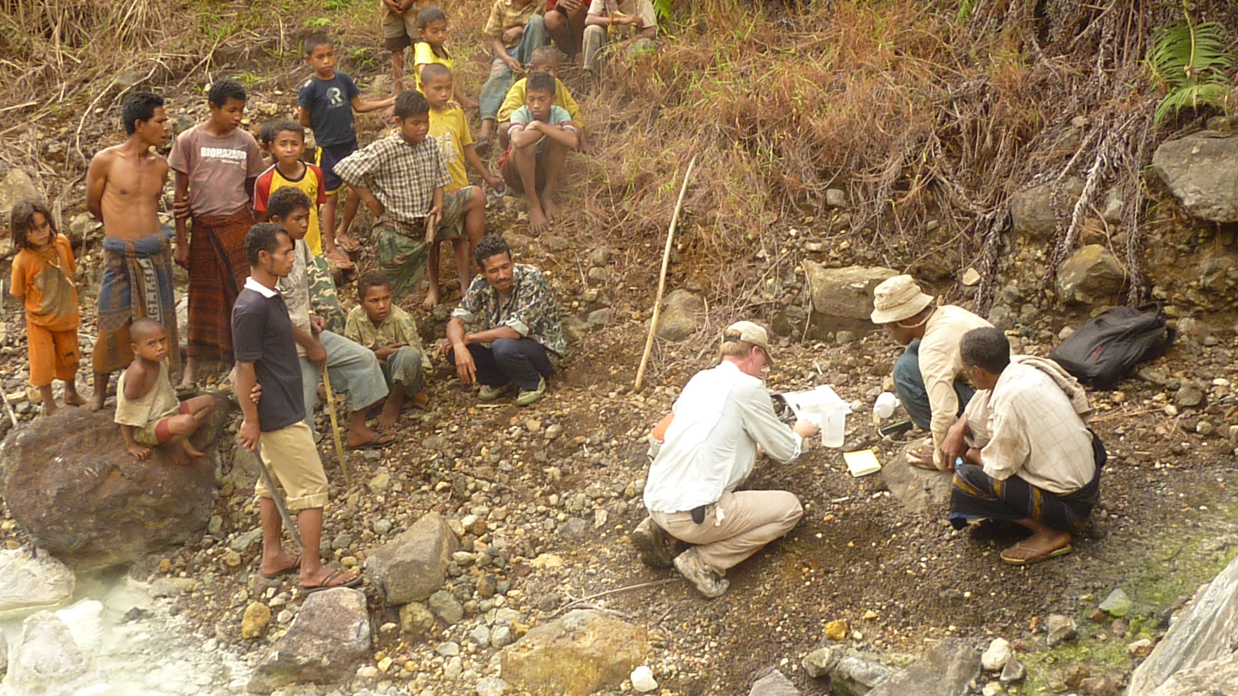 Keg Alexander sampling Toba Spring, Indonesia